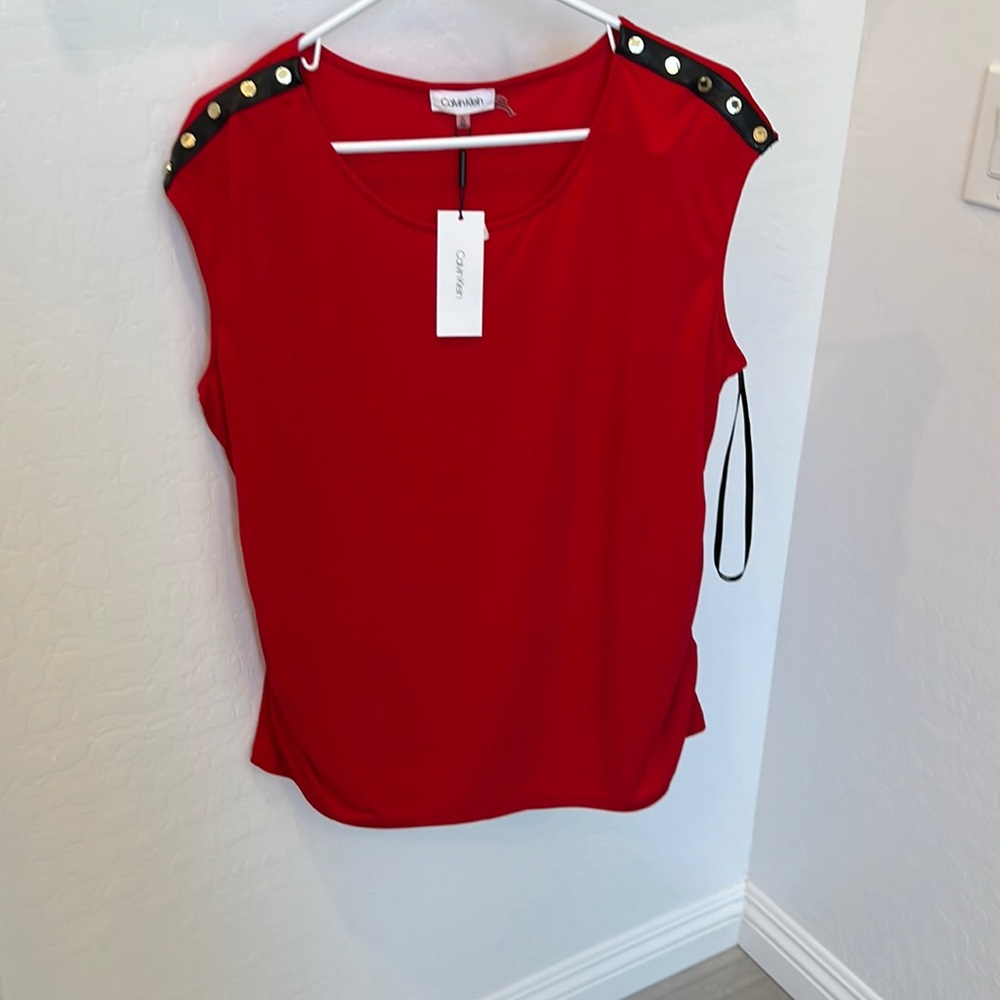 Red Xl womens shirt